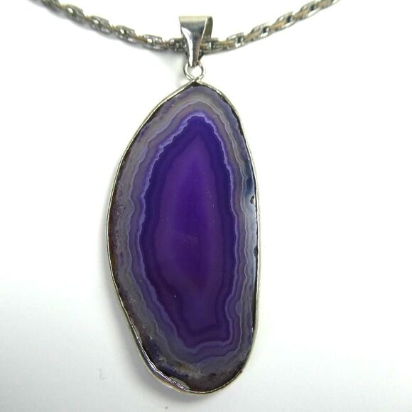 Purple Dyed Agate Slice Pendant on Silver Tone Chain Necklace Large 2+" - Picture 1 of 8